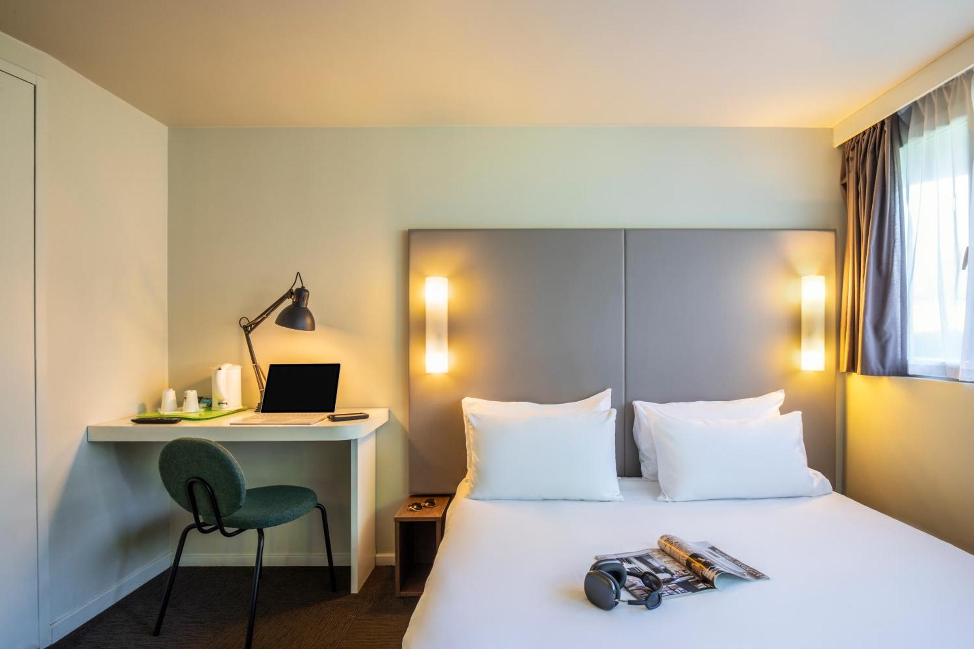 Campanile Melun Sud - Dammarie Les Lys Hotel Екстериор снимка